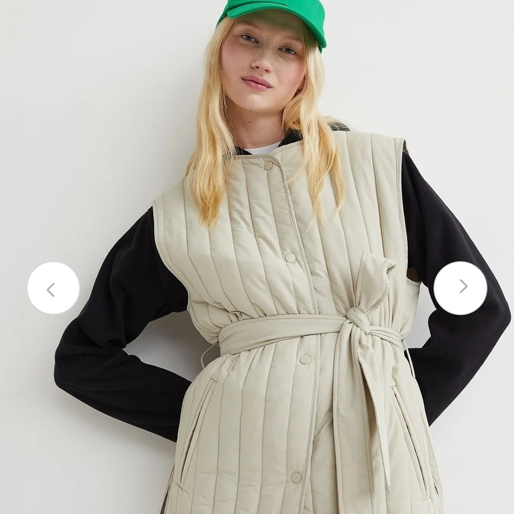 H&M Cream Quilted Vest L